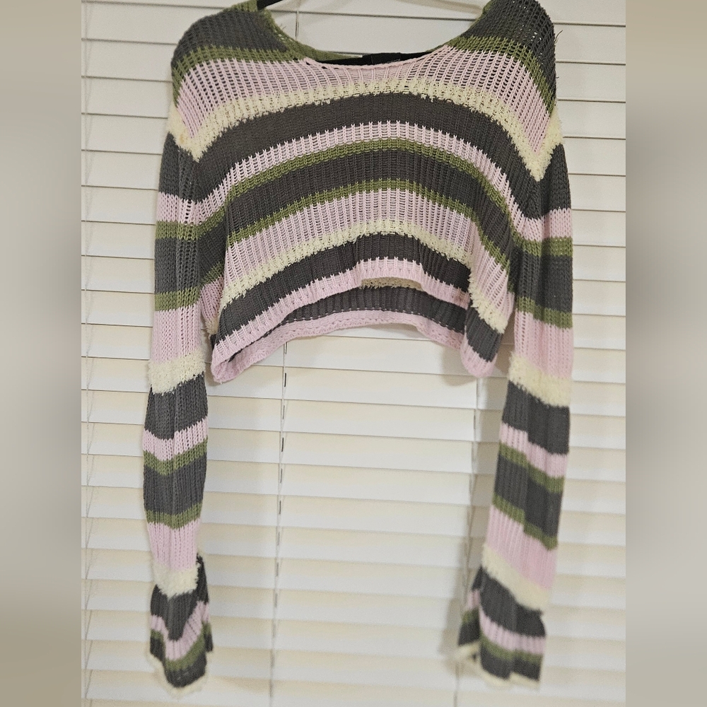 HOT TOPIC cottagecore Fairy Knited Crop With Bell Sleeves Size L